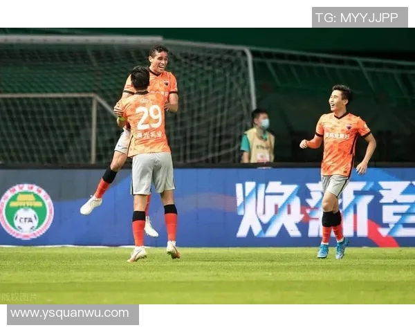 山东泰山vs河南嵩山戴伟浚