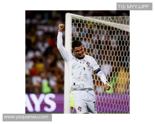 C罗本赛季狂轰22球再创辉煌领跑欧洲足坛射手榜引发热议